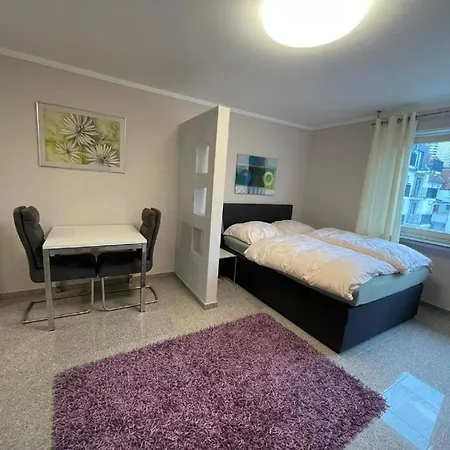 Humboldtstr 아파트